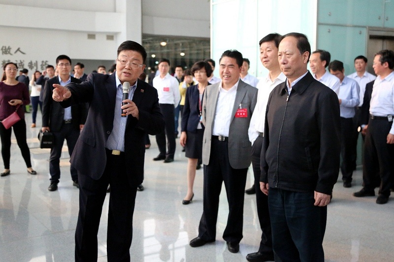 聚焦智能製造 助推產業升級——全省沿海工作會議與會領導蒞臨银河yh0076調研